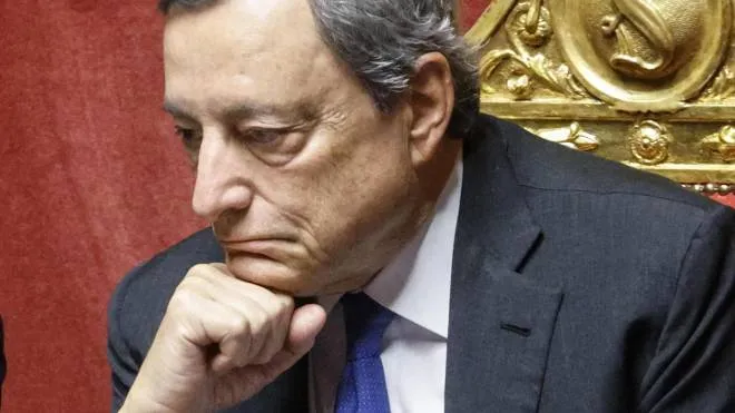 Il premier Mario Draghi si è dimesso