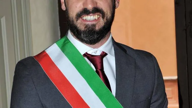 Il sindaco Dario Bernardi, nelle scorse settimane, era stato attaccato per i ritardi del cantiere