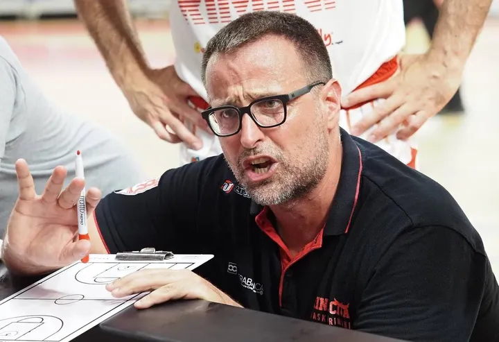 Il riconfermato coach della Rinascita Basket Rimini. Mattia Ferrari