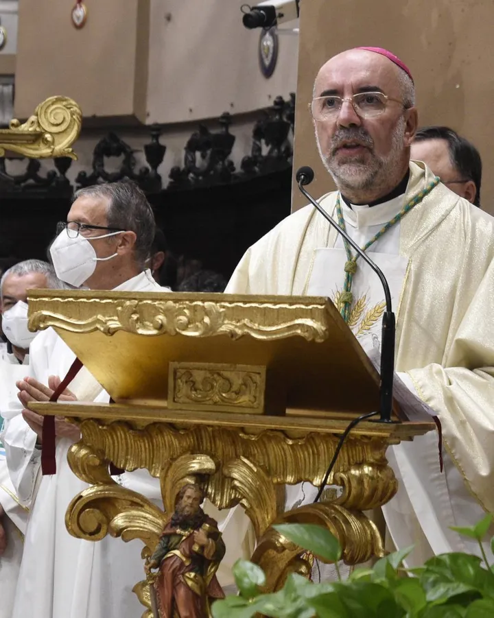 Il vescovo Nazzareno Marconi ha incentrato l’omelia della festa di San Giuliano sulle elezioni (Fotoservizio Calavita)