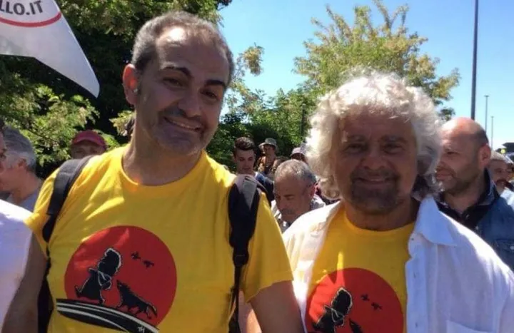 Matteo Incerti insieme all’amico Beppe Grillo ai tempi dei V-Day dei Cinque Stelle