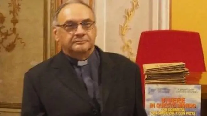Il parroco Guido Catozzi