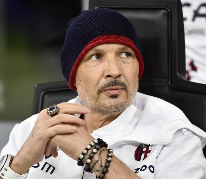 Sinisa Mihajlovic, 53 anni, è sulla panchina del Bologna dal 2019. Ha guidato anche Catania, Fiorentina, Milan, Sampdoria e Torino