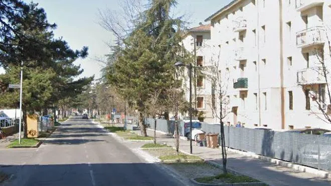 I palazzoni all’ingresso del quartiere di via Compagnoni dov’è accaduto l’accoltellamento tra due giovani