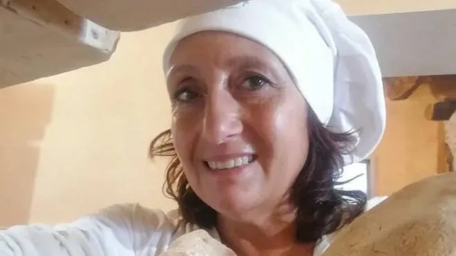 Giorgia Rovelli produce il pane con le farine di grani antichi che coltiva di fianco al forno