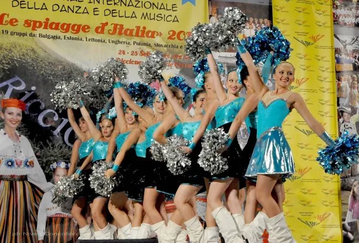Il Festival Spiagge d’Italia ospiterà centinaia di gruppi di danza etnica