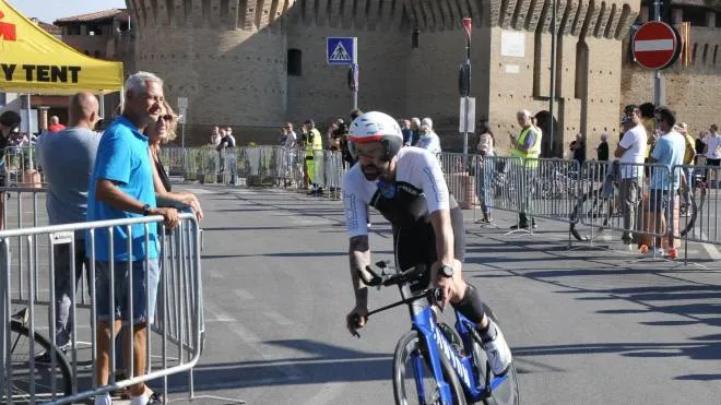 Il passaggio da Forlimpopoli nella frazione di ciclismo nella scorsa edizione
