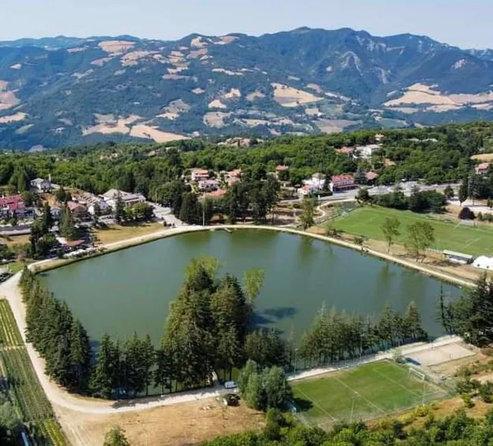 A Bagno di Romagna il lago di Acquapartita e dintorni