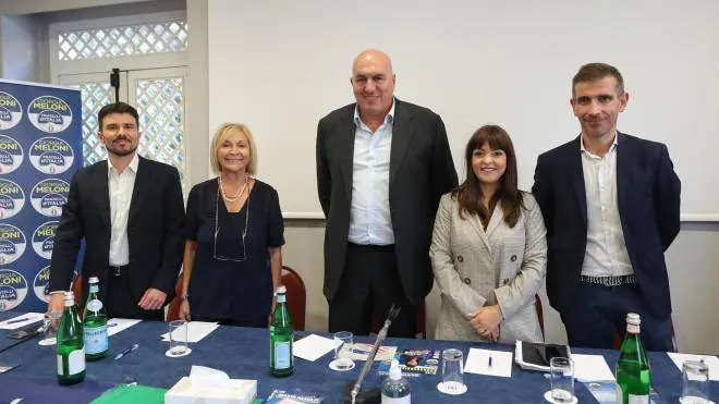 Da sinistra Alberto Ferrero, Marta Farolfi, Guido Crosetto, Alice Buonguerrieri e Marco Lisei (. foto Fabrizio Zani)