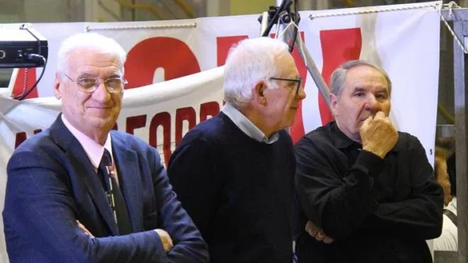 A sinistra Luciano Gasparellil, presidente dell’associazione polisportiva