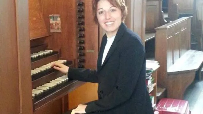 L’organista Simona Fruscella, oggi a San Lorenzo in Campo