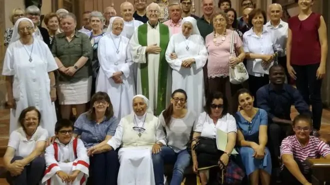 Le suore missionarie francescane del Verbo Incarnato lasciano Villarotta di Luzzara