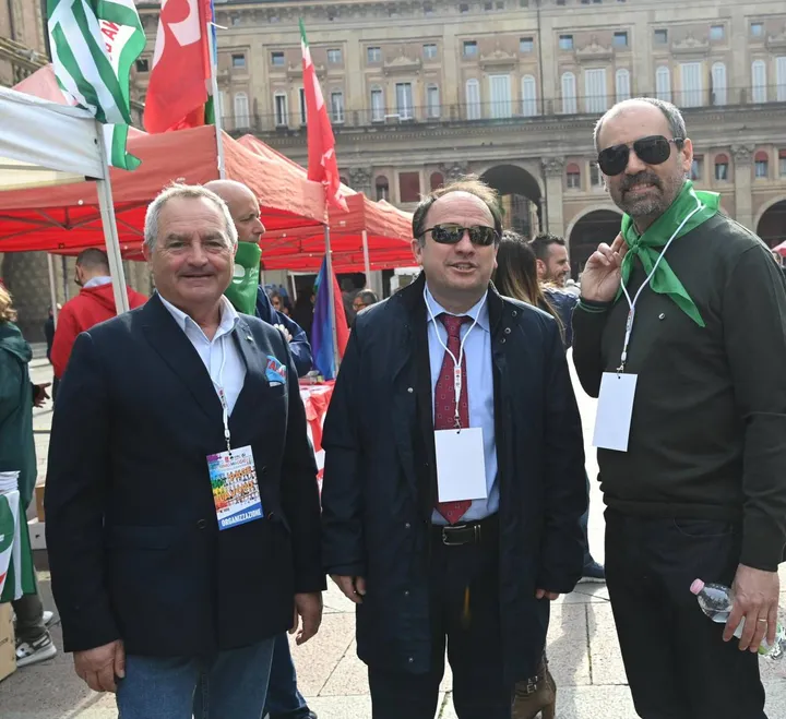 I segretari confederali bolognesi: da sinistra Zignani (Uil), Lunghi (Cgil) e Bassani (Cisl)