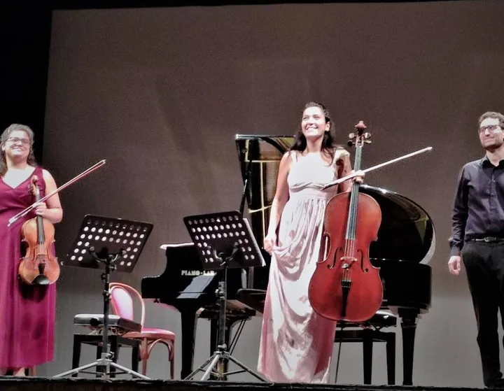Il Gentil Trio sul palco del teatro ’De Micheli’