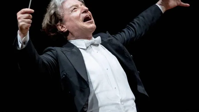 Roberto Abbado è stato nominato direttore musicale della Filarmonica del Teatro Comunale