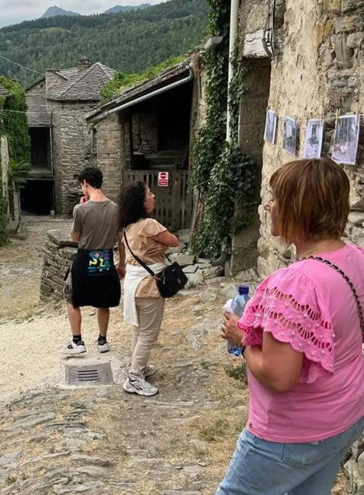 Visitatori a Castel d’Alfero