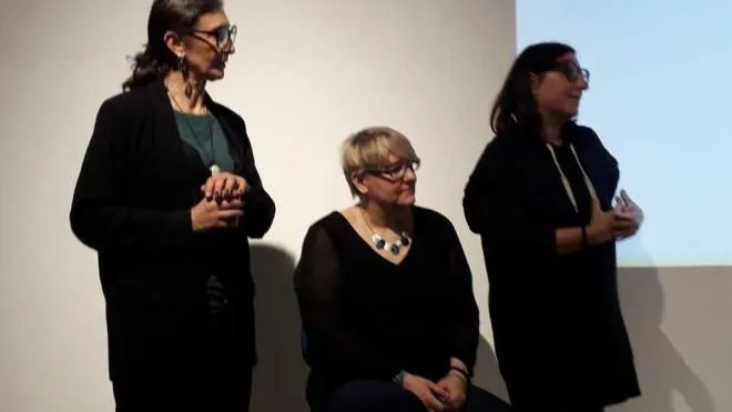 Da sinistra la direttrice Rossella Ghezzi, Loredana Finicelli e Maria Letizia Paiato