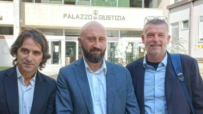 Gli avvocati difensori Gasparrini, Marcolini e Alianello