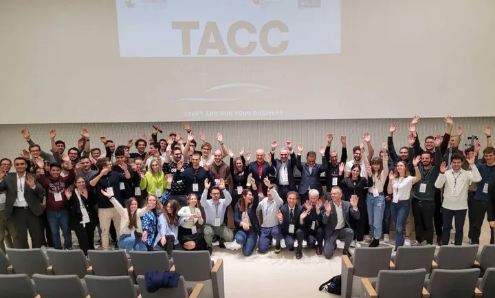 I docenti e i 46 studenti ammessi alla quarta edizione di Tacc. Tra l’altro Programmeranno le auto sostenibili