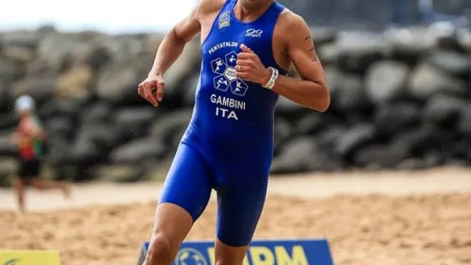 Emanuele Gambini, medaglia d’oro a Madeira nel Triathle