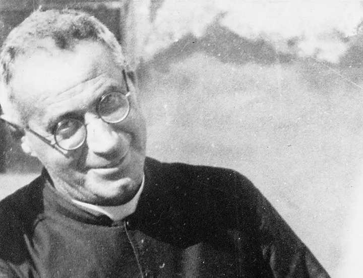 Don Pippo, al secolo mons. Giuseppe Prati, fu abate di San Mercuriale dal 1944 al 1952: morì il 9 novembre