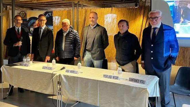 I relatori del convegno organizzato da Ascom, assieme al sindaco di Comacchio, Pierluigi Negri