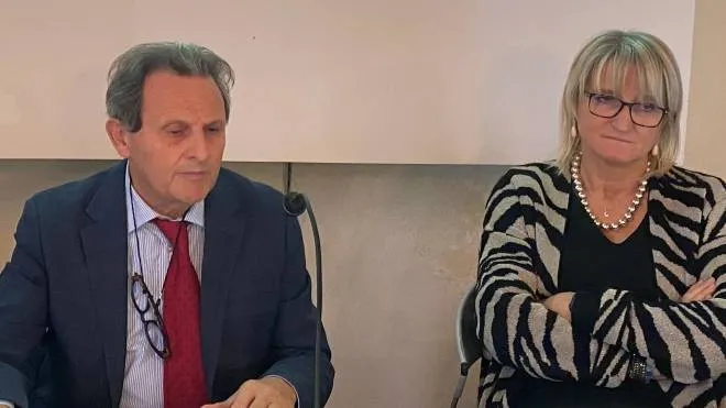 Da sinistra Nino Ruffini (Cuvier Boni) e Cristina Marchesi (dg Ausl)