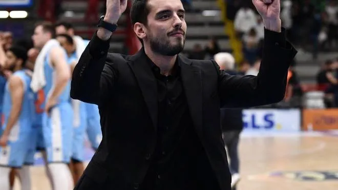 Marco Legovich, 30 anni, l’allenatore di Trieste che domani sera sarà al PalaBigi