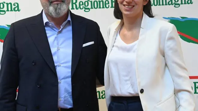 Il presidente dell’Emilia-Romagna Stefano Bonaccini e la deputata. Elly Schlein