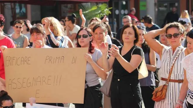 La protesta degli educatori andata in scena in piazza Matteotti all’inizio del mese di settembre