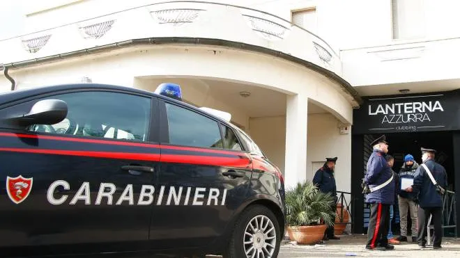 I carabinieri alla Lanterna Azzurra di Corinaldo. all’indomani della tragedia