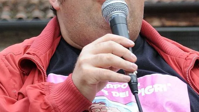 Il comico ferrarese Gianni Fantoni sarà oggi all’AstraBar in viale Cavour