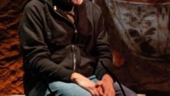 Paolo Triestino in ’Guanti Bianchi’