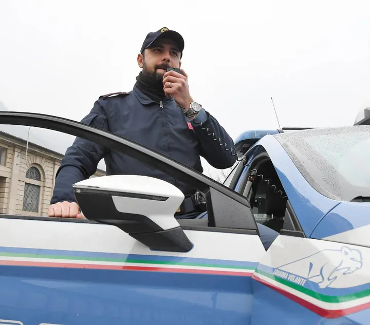 La Mobile di Perugia ha eseguito 15 ordinanza di custodia cautelare: coinvolta anche la polizia di Macerata