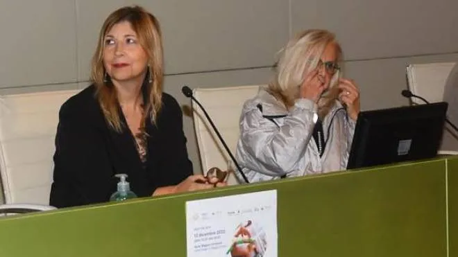 Alessandra Landini, dirigente dell’Ic Manzoni e Carla Rinaldi di Reggio Children