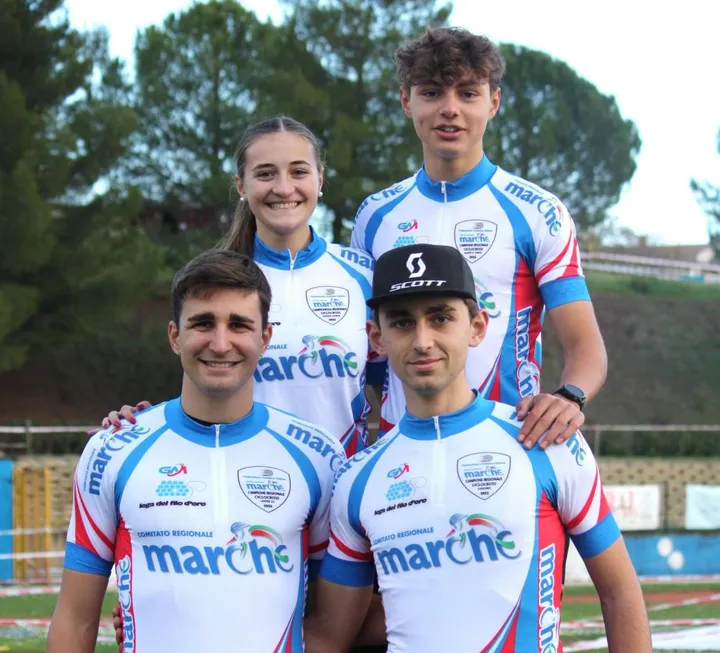 In alto, Nicolò Grini, Claudia Massaccesi; sotto, Gabriele Torcianti e Federico Bartolini: si sono laureati campioni marchigiani