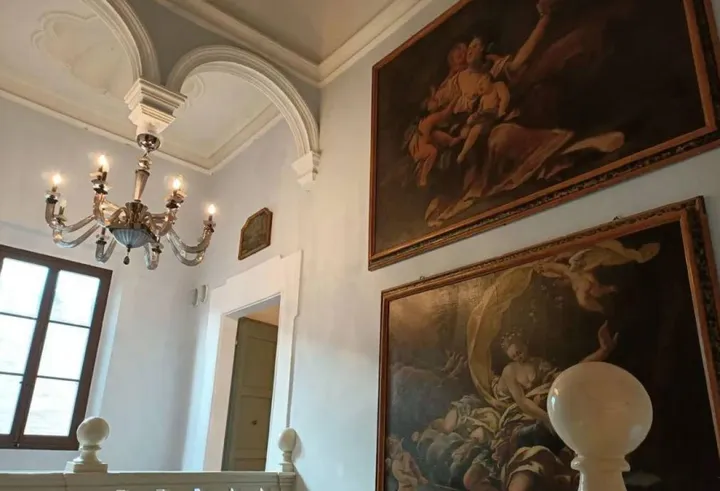 Gli interni di Palazzo Rubini Vesin, dove si svolgerà la presentazione