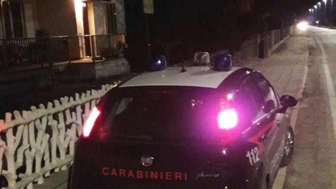Duplice omicidio a Pontelagorino (Ferrara), i carabinieri sul posto del duplice omicidio (foto Businesspress)