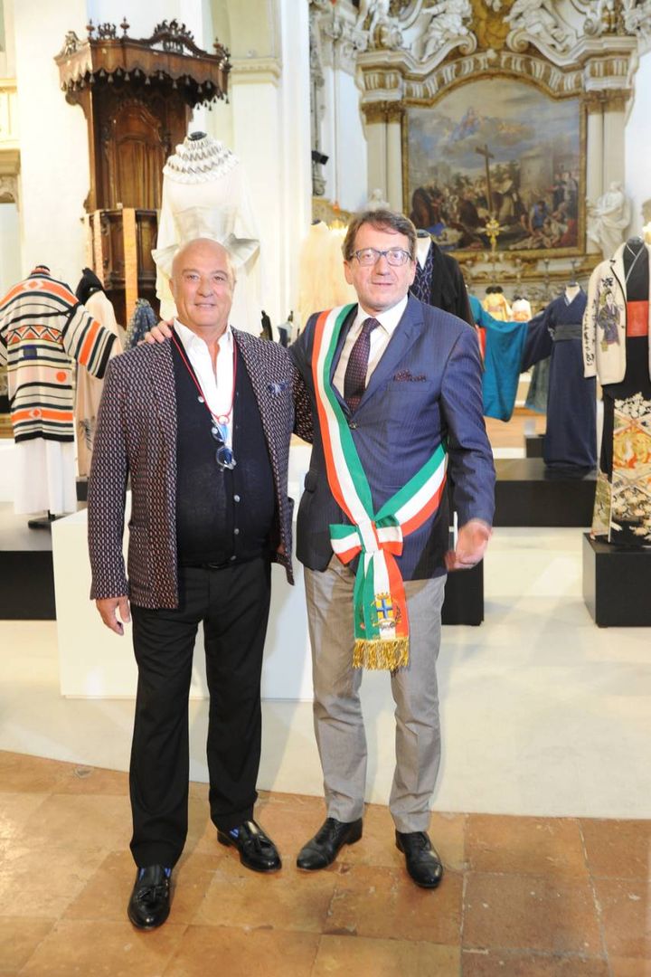 Dominella con il sindaco Muzzarelli (foto Fiocchi)