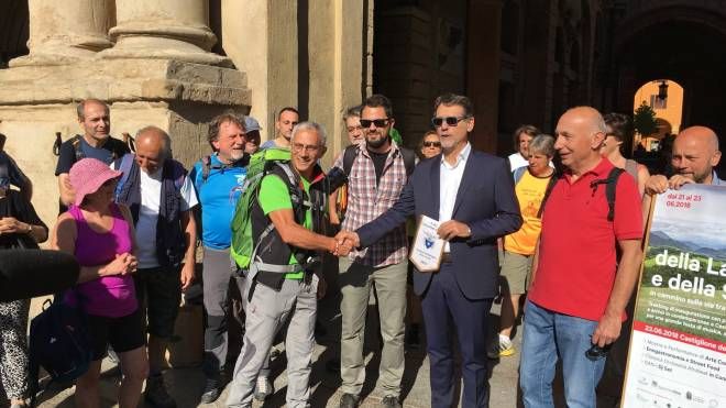 A soli sette mesi dalla firma del protocollo d’intesa tra la Città metropolitana di Bologna e il Comune di Prato, dunque, la Via della Lana e della Seta, che ne costituisce il primo importante progetto turistico, è pronta (Fotoschicchi)