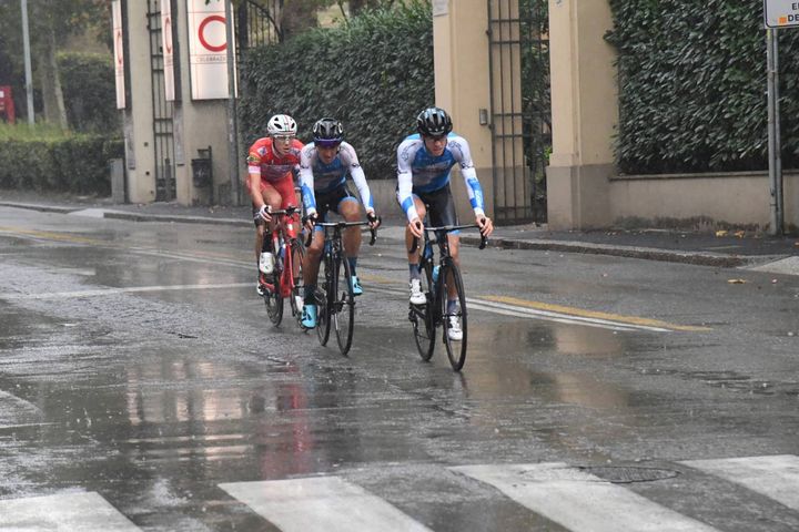 Strade bagnate per il Giro dell'Emilia 2018 (FotoSchicchi)