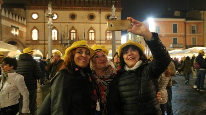 Notte d'Oro, entusiasmo in piazza (Foto Zani)