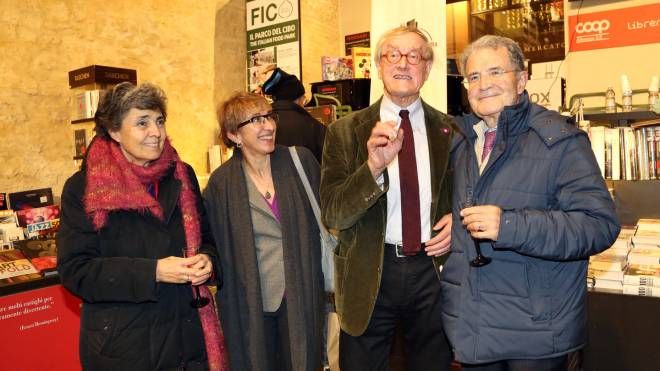 Flavia Prodi, Rita Ghedini, Romano Montroni e Romano Prodi (foto Schicchi)
