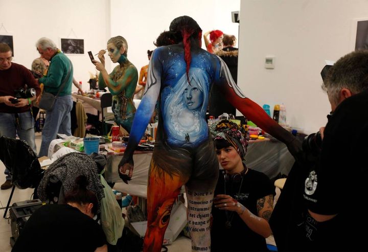 Tra i partecipanti, presente anche Nicola Loda, il campione nazionale italiano di 
body 
painting che si è distinto nel 2017 nella categoria ‘pennello e spugna’ e nel 2018 in quella di ‘creative make-up’ (foto Corelli)
