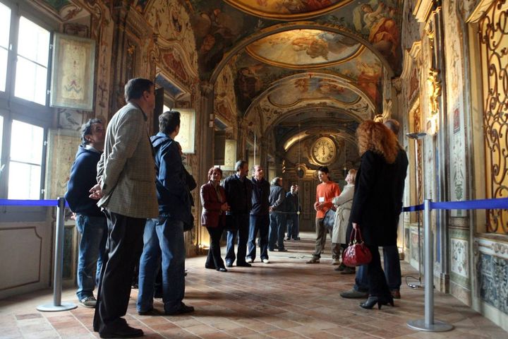 Le sale di Palazzo Romagnoli oggi proprietà delle famiglie Trevisani e Porcelli (Foto Ravaglia)