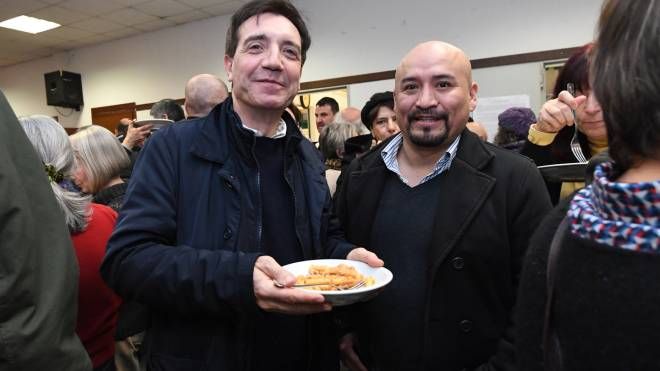 A sinistra il consigliere regionale uscente del Pd, e riconfermato, Antonio Mumolo (foto Schicchi)