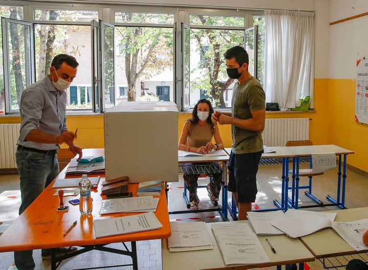 Elezioni regionale e referendum a Pesaro (Fotoprint)