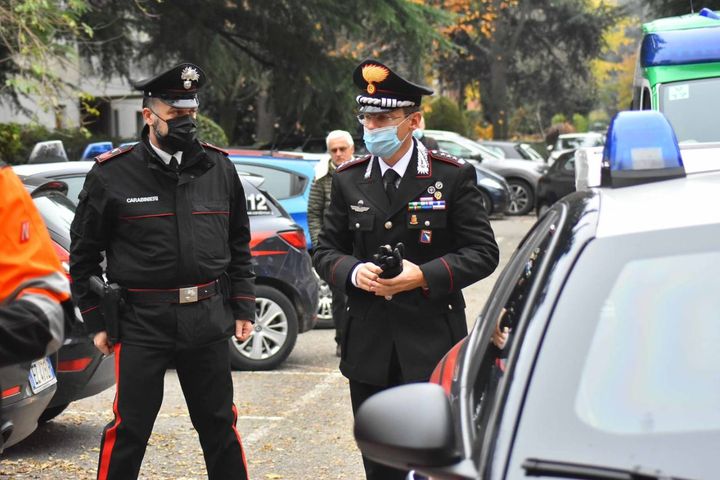 I carabinieri sospettano che l'autore dell'omicidio sia l'ex compagno (foto Artioli)