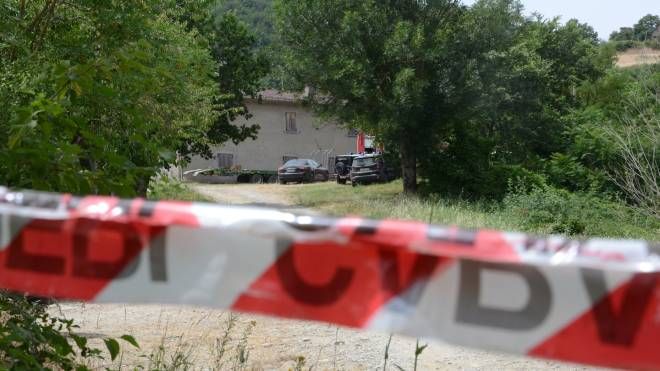 Un uomo di 55 anni è stato trovato morto a Forlì (foto Frasca)