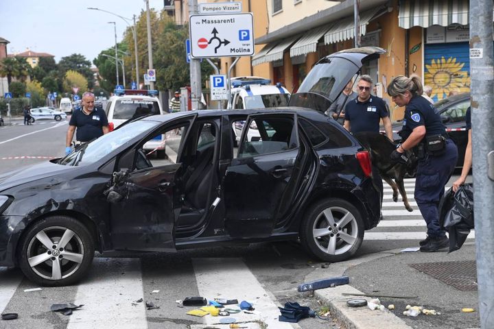 Incidente in via Azzurra a Bologna.
(Foto Schicchi)